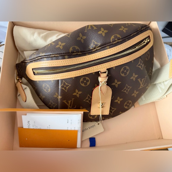 Louis Vuitton Monogram High Rise - Picture 8 of 14